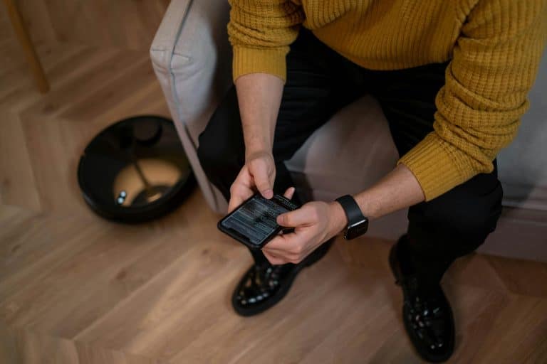 The Best Gadgets for a Healthy and Connected Lifestyle